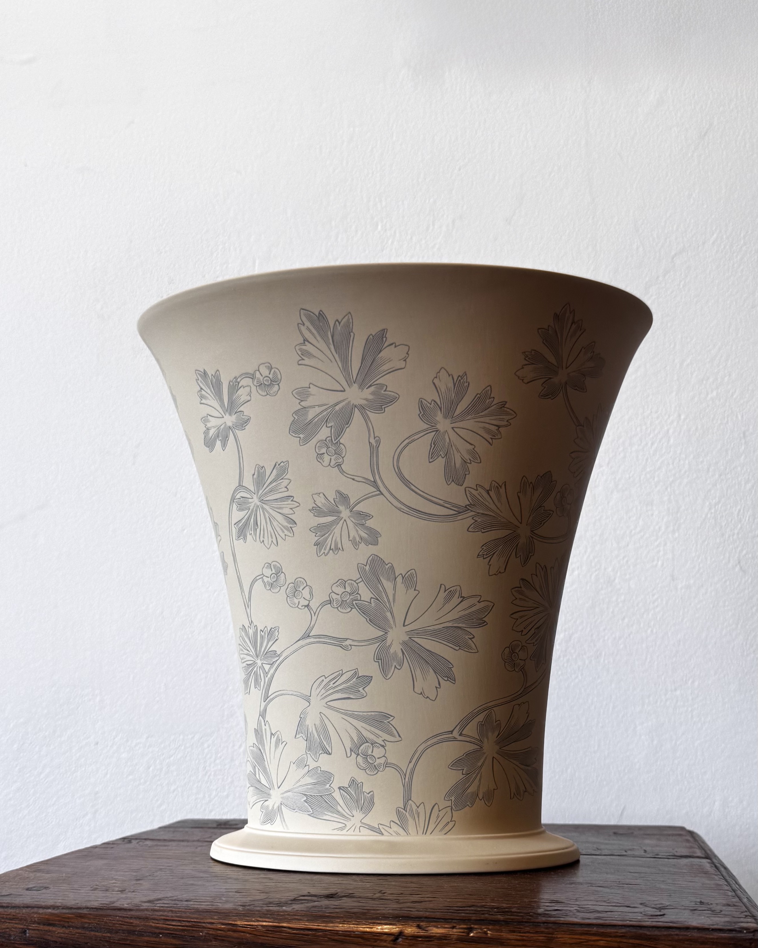 Vase à encolure ovale en céramique 