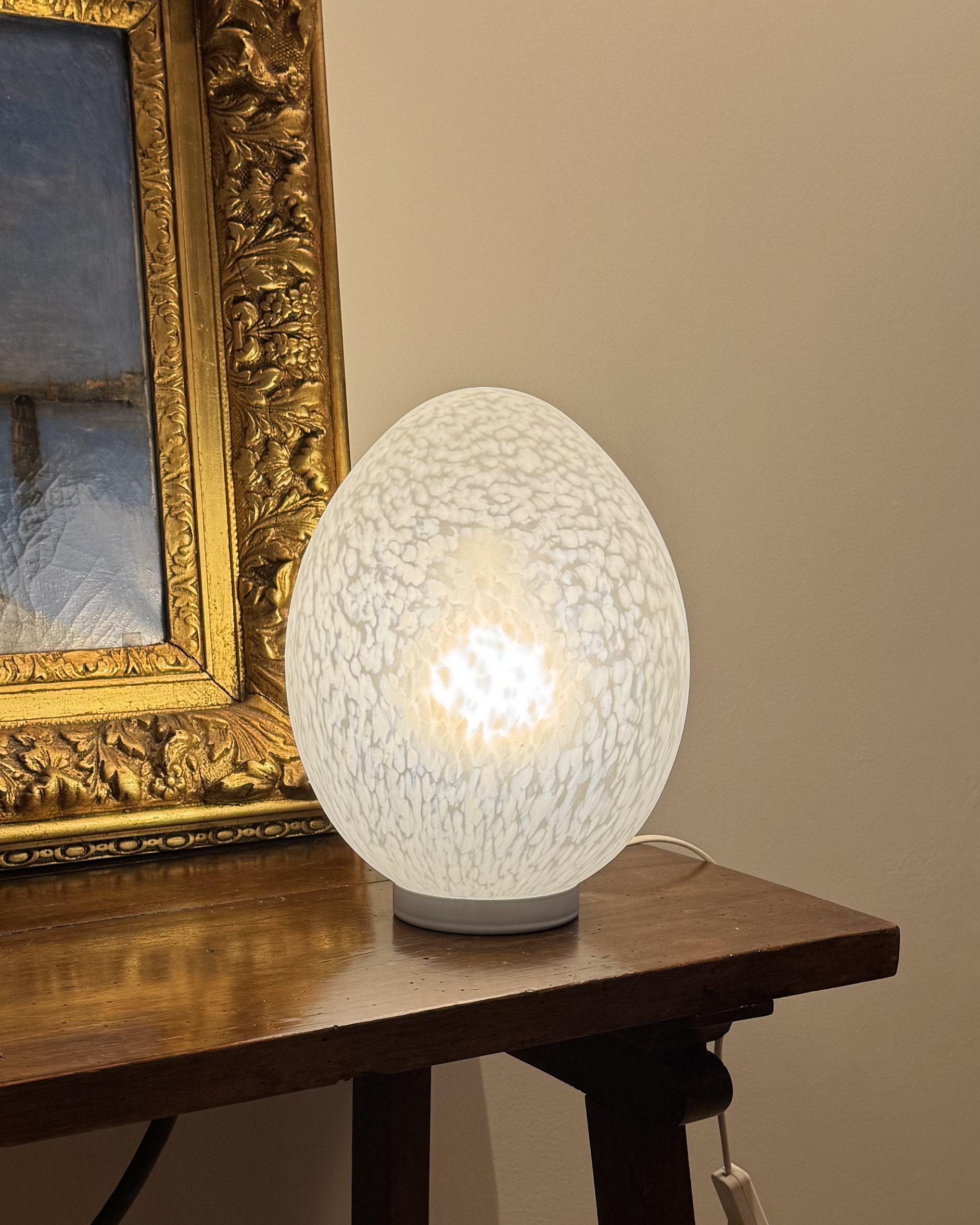 Lampe ovoïde en verre tacheté 