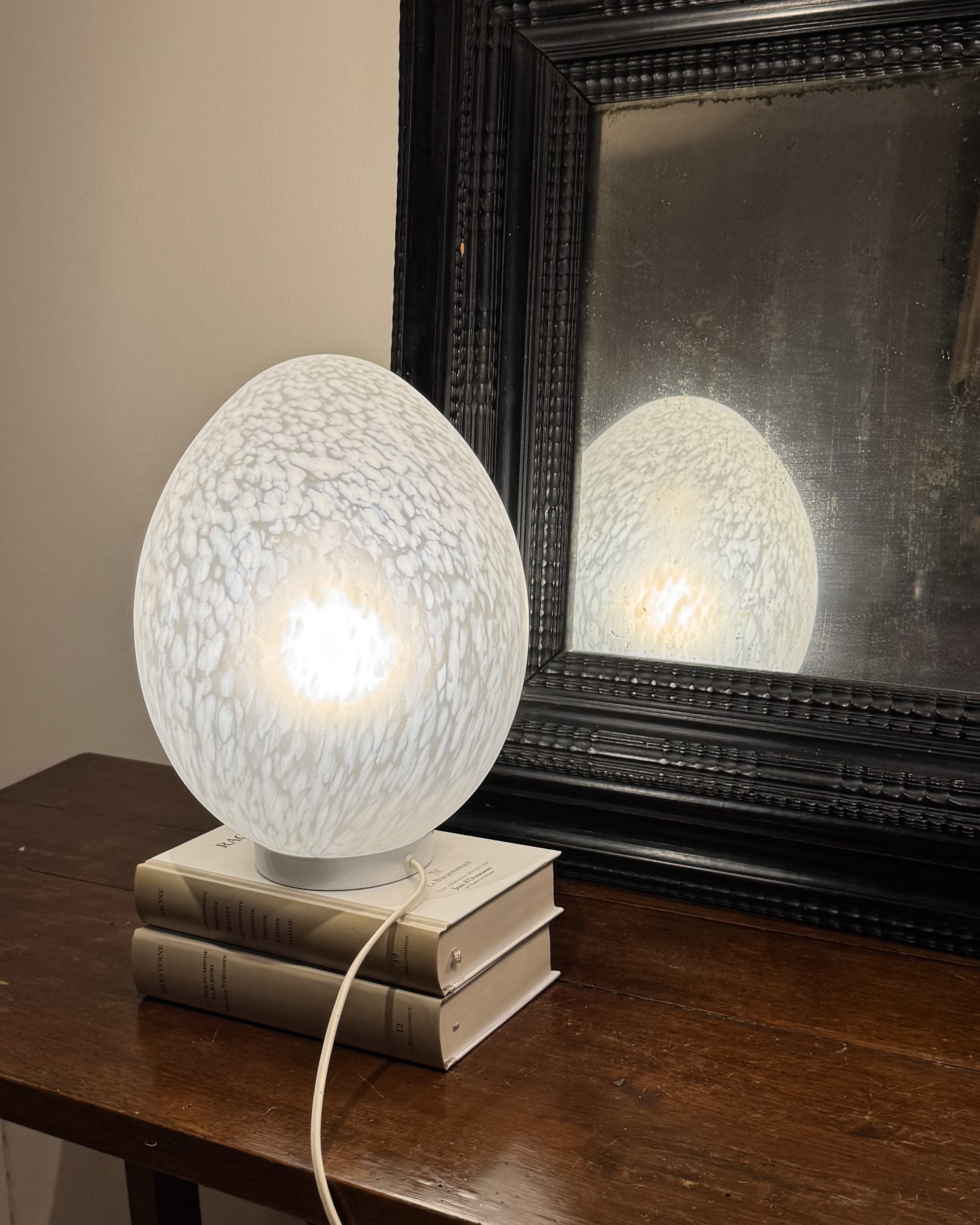 Lampe ovoïde en verre tacheté 