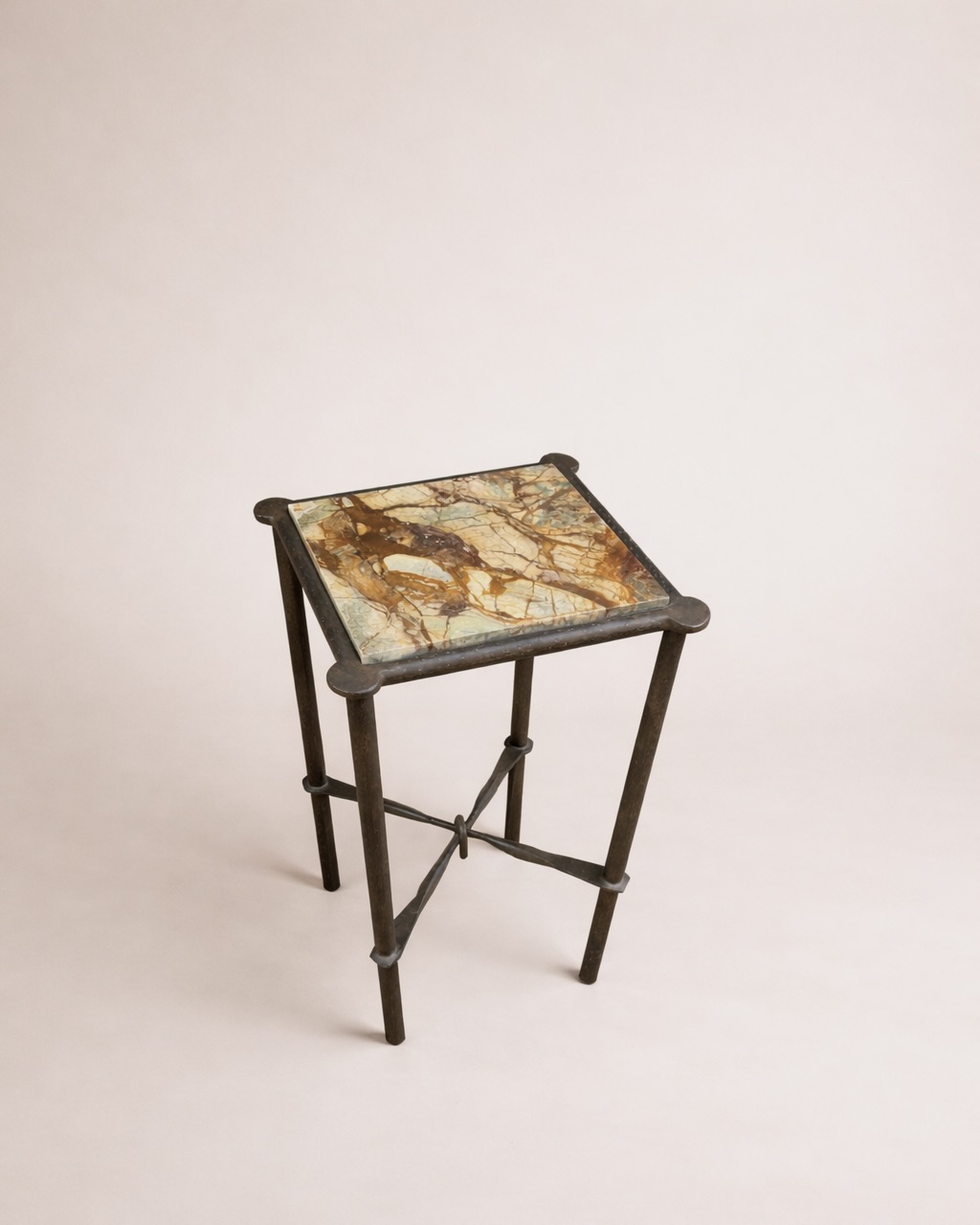 Sellettes en fer forgé et marbre